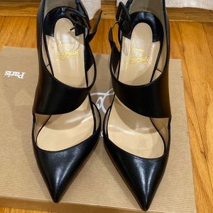 Beautiful and unique, Christian Louboutin “Sharpetta” black heels!!!